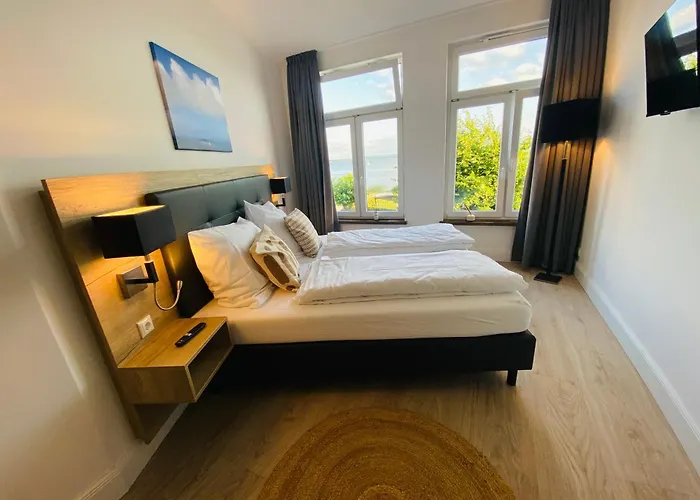 Homaris Strandhaus Blankenese 3*